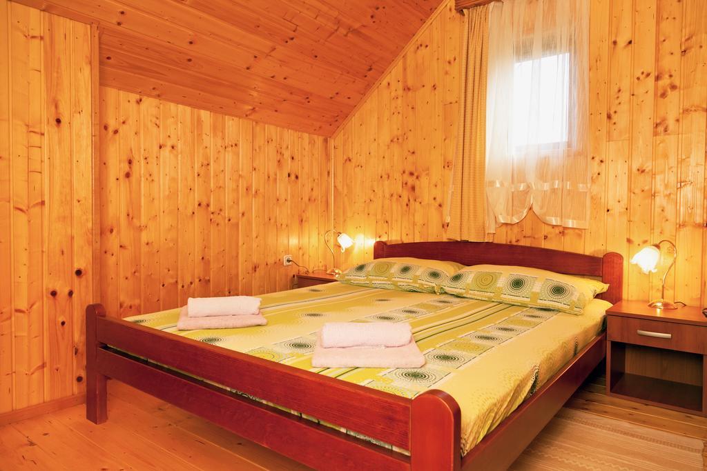 Apartment Ines Смолянац Екстериор снимка
