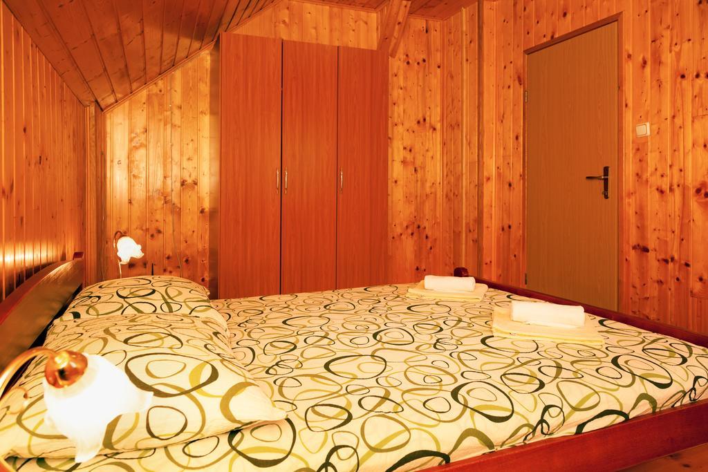 Apartment Ines Смолянац Екстериор снимка